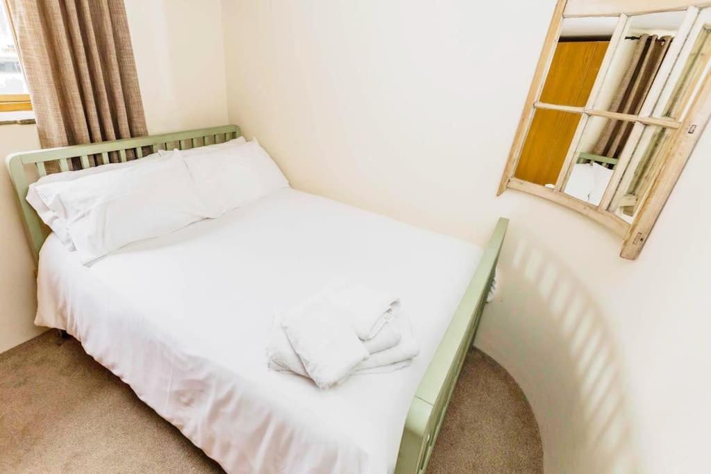 Four Bed Barn Conversion Junction 37 38 M1 Barnsley Ngoại thất bức ảnh